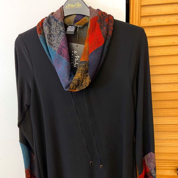 Layered tunic with cowl neck - Picture 4 of 10